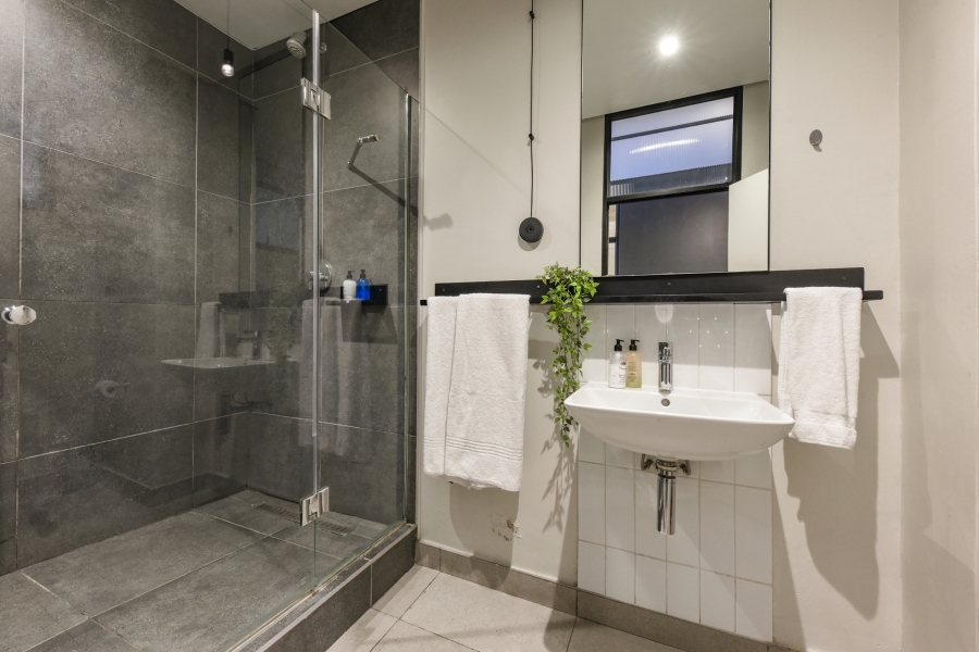 1 Bedroom Property for Sale in Sandown Gauteng