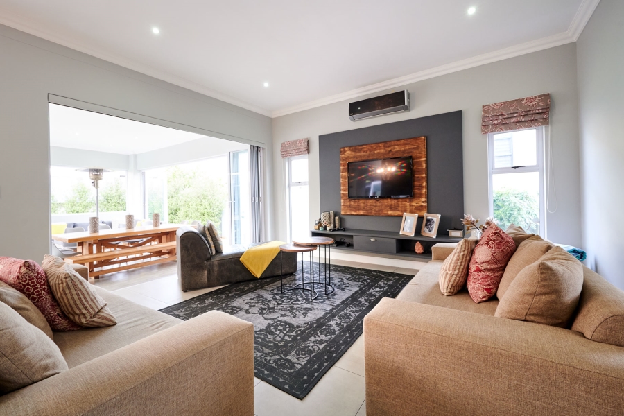 4 Bedroom Property for Sale in Waterfall Country Estate Gauteng