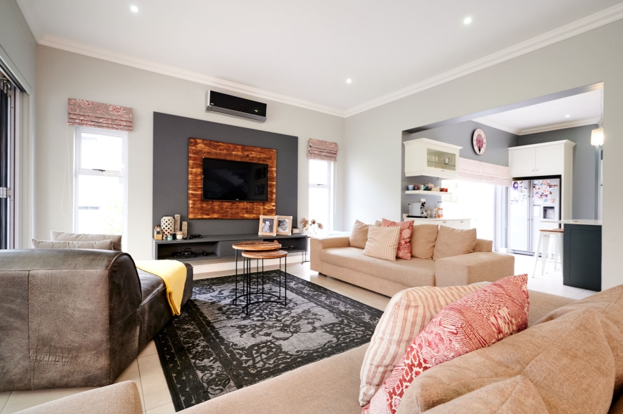 4 Bedroom Property for Sale in Waterfall Country Estate Gauteng