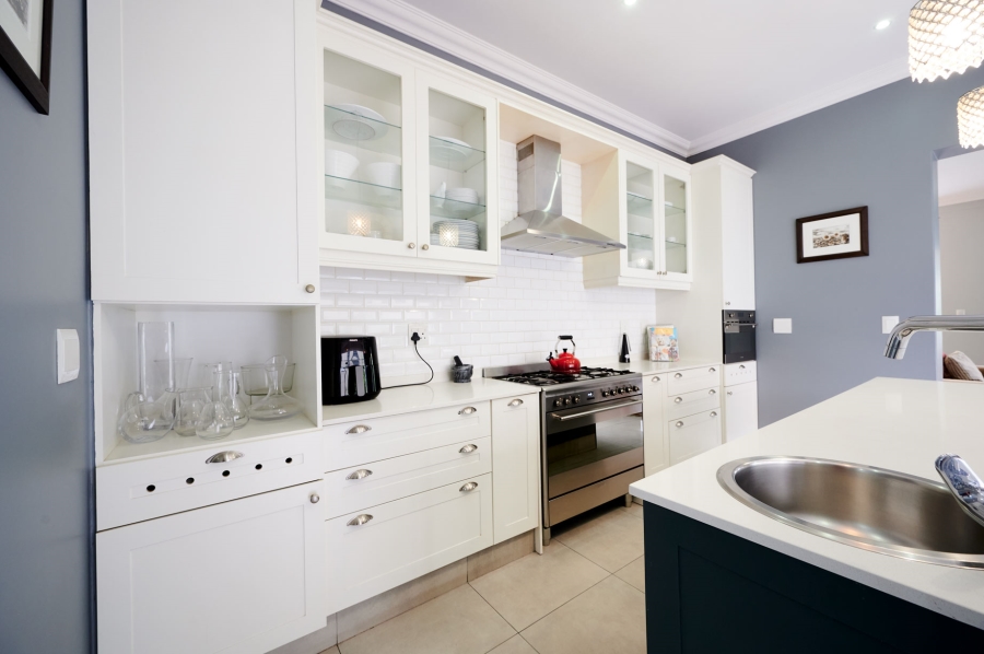 4 Bedroom Property for Sale in Waterfall Country Estate Gauteng