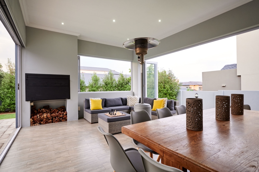 4 Bedroom Property for Sale in Waterfall Country Estate Gauteng