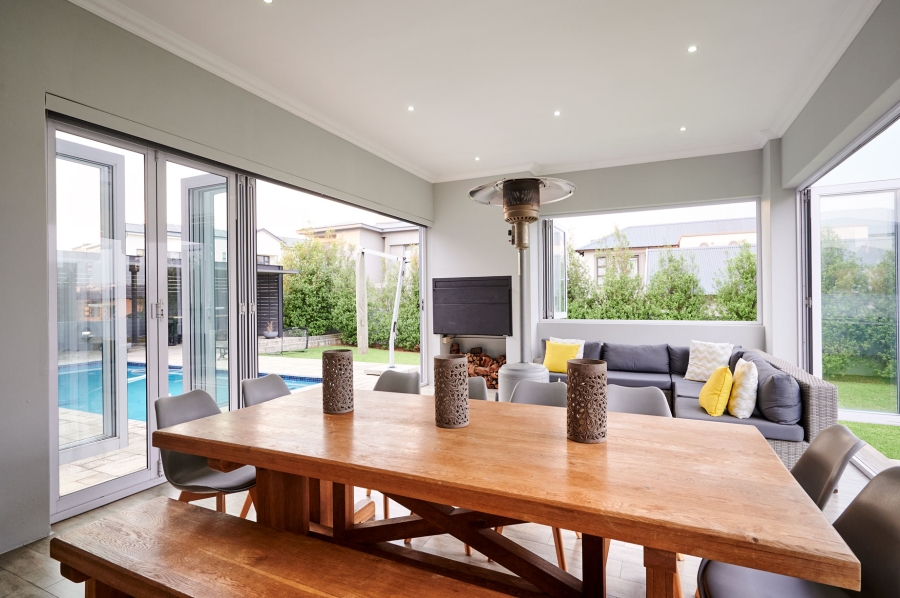 4 Bedroom Property for Sale in Waterfall Country Estate Gauteng