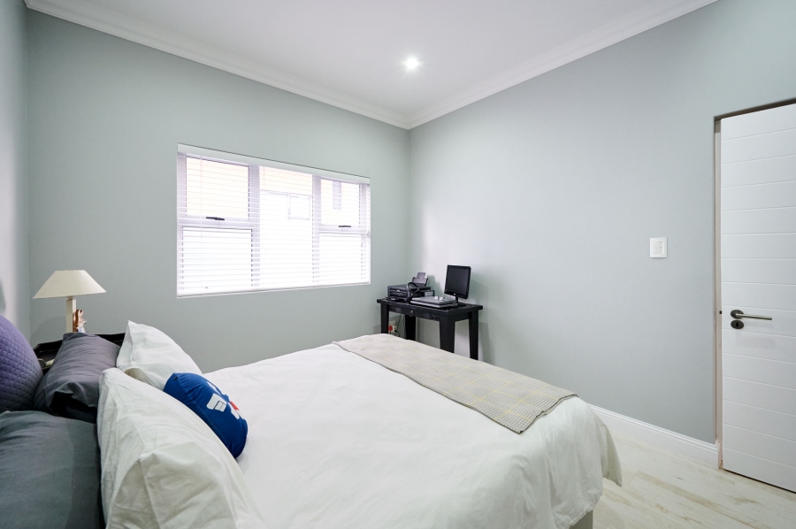 4 Bedroom Property for Sale in Waterfall Country Estate Gauteng