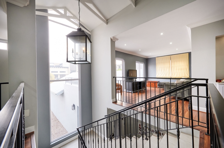 4 Bedroom Property for Sale in Waterfall Country Estate Gauteng