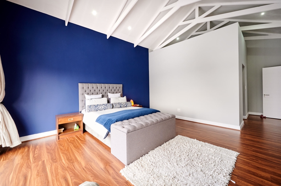 4 Bedroom Property for Sale in Waterfall Country Estate Gauteng