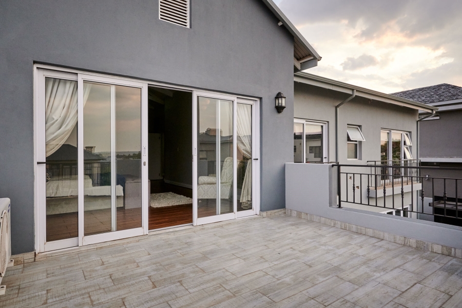 4 Bedroom Property for Sale in Waterfall Country Estate Gauteng