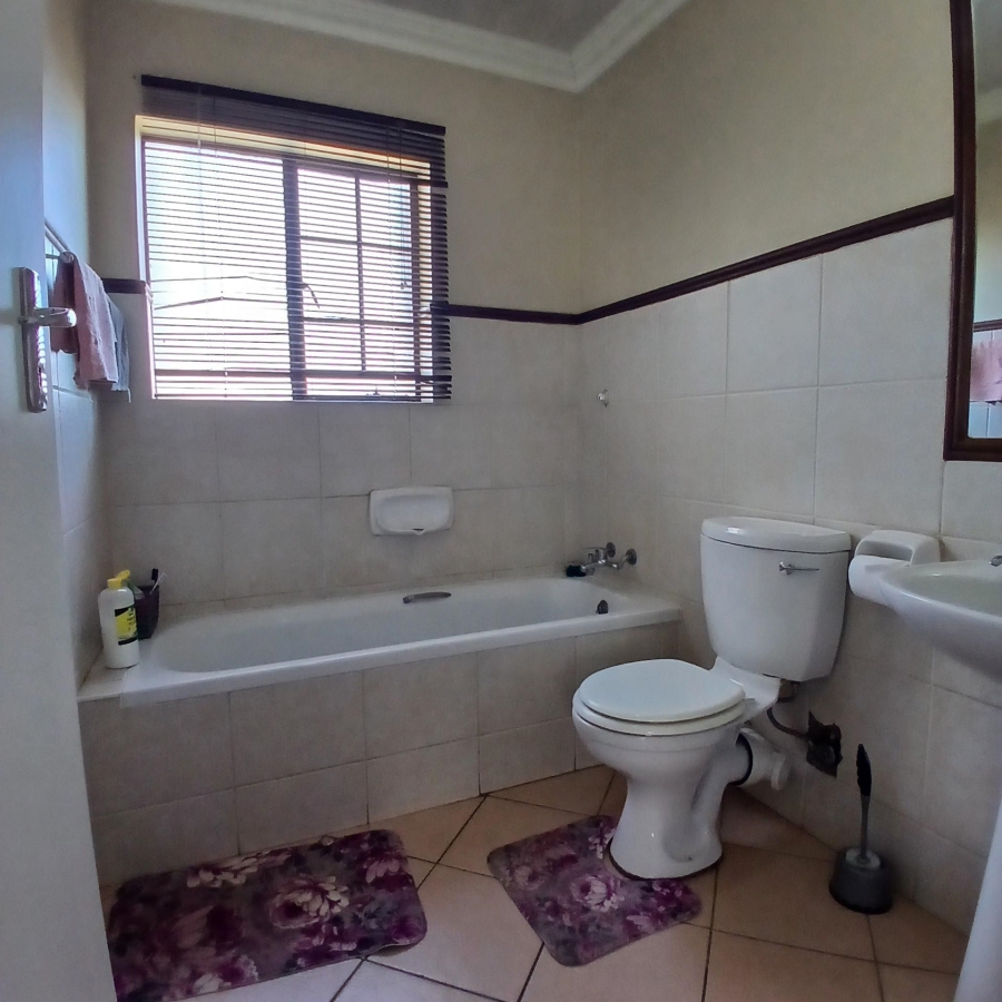 3 Bedroom Property for Sale in The Orchards Gauteng