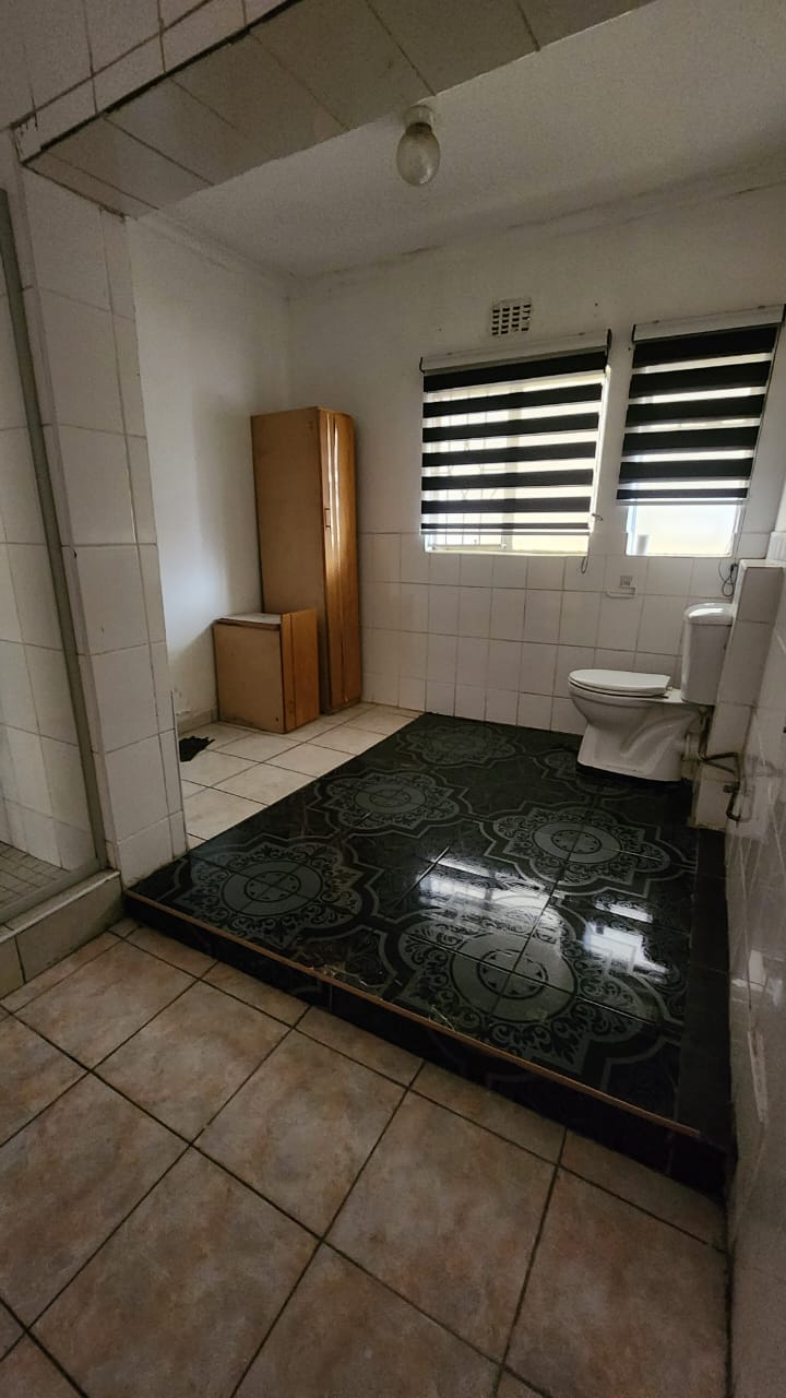 To Let 3 Bedroom Property for Rent in Lenasia Gauteng