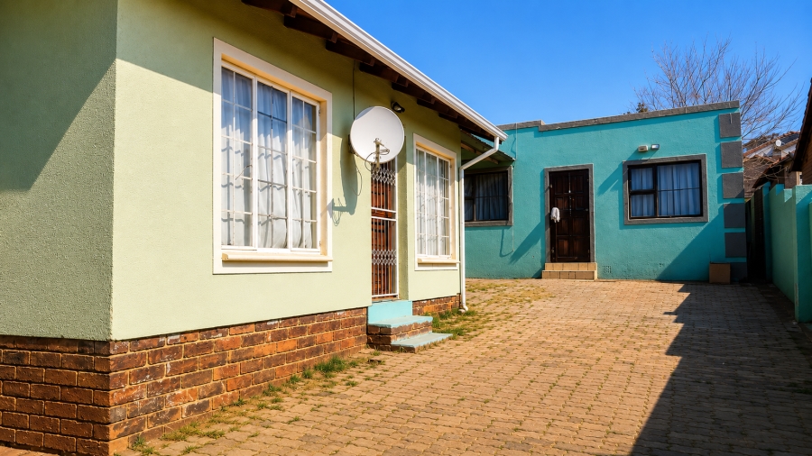 5 Bedroom Property for Sale in Cosmo City Gauteng