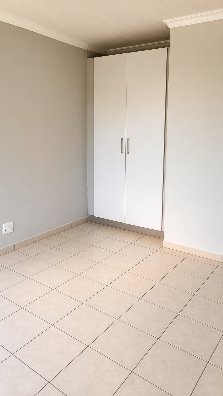 5 Bedroom Property for Sale in Cosmo City Gauteng