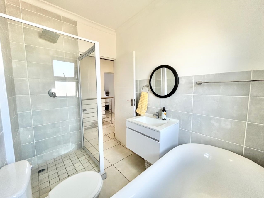 3 Bedroom Property for Sale in Thatchfield Estate Gauteng