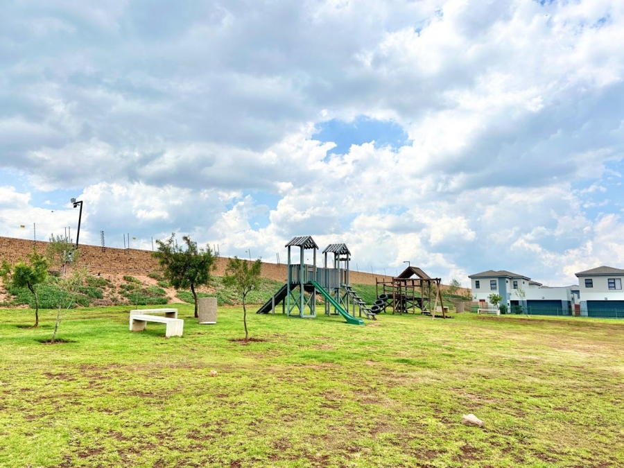 3 Bedroom Property for Sale in Thatchfield Estate Gauteng