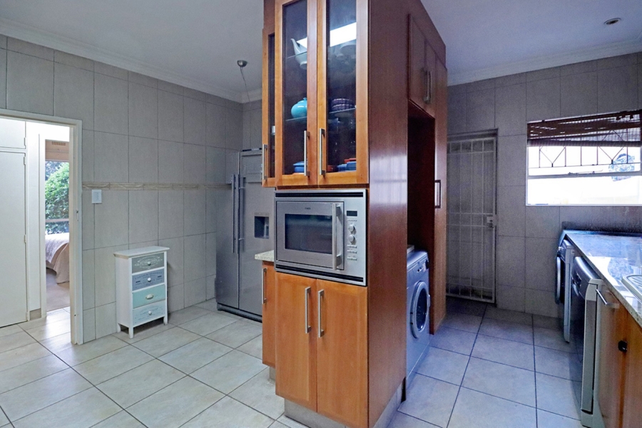 4 Bedroom Property for Sale in Bryanston Gauteng