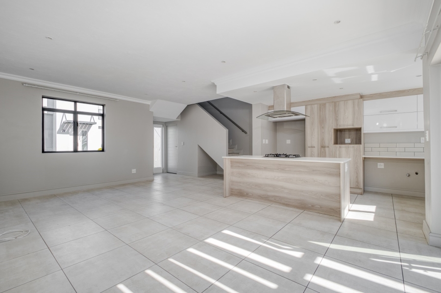 3 Bedroom Property for Sale in Broadacres Gauteng