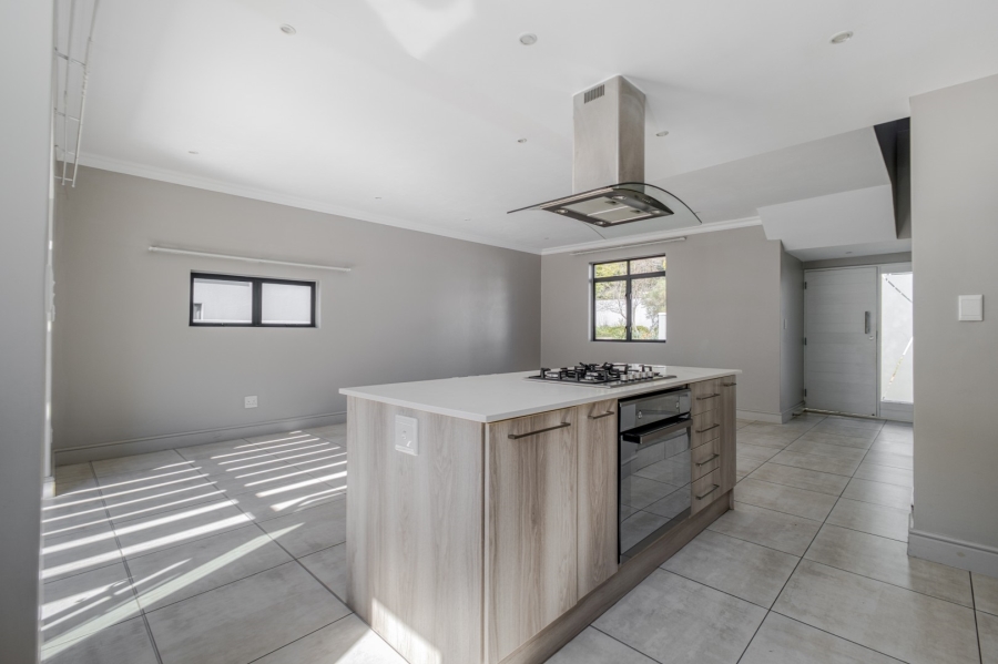 3 Bedroom Property for Sale in Broadacres Gauteng