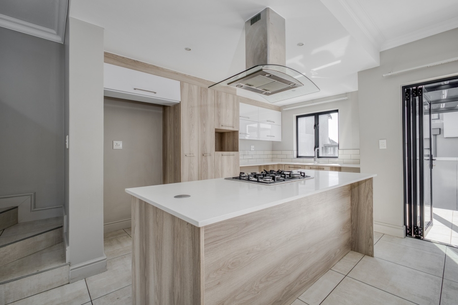 3 Bedroom Property for Sale in Broadacres Gauteng