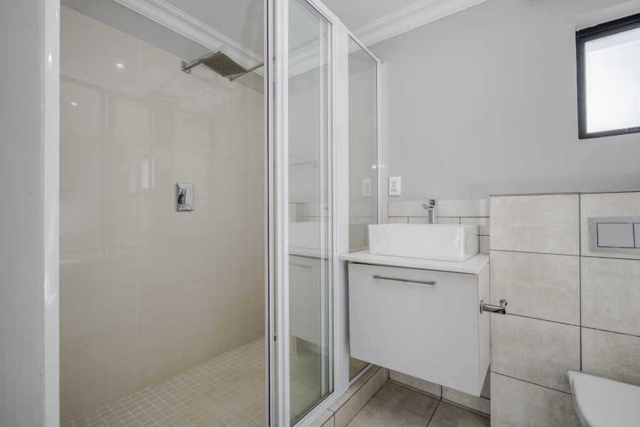 3 Bedroom Property for Sale in Broadacres Gauteng