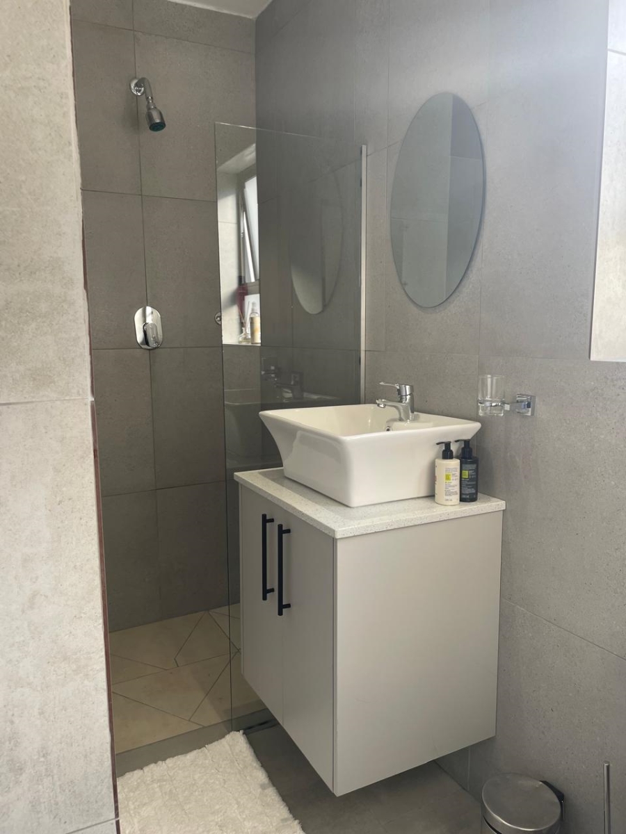 To Let 1 Bedroom Property for Rent in Bloubosrand Gauteng