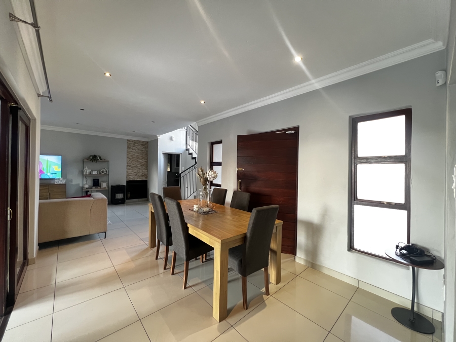 To Let 3 Bedroom Property for Rent in Noordwyk Gauteng