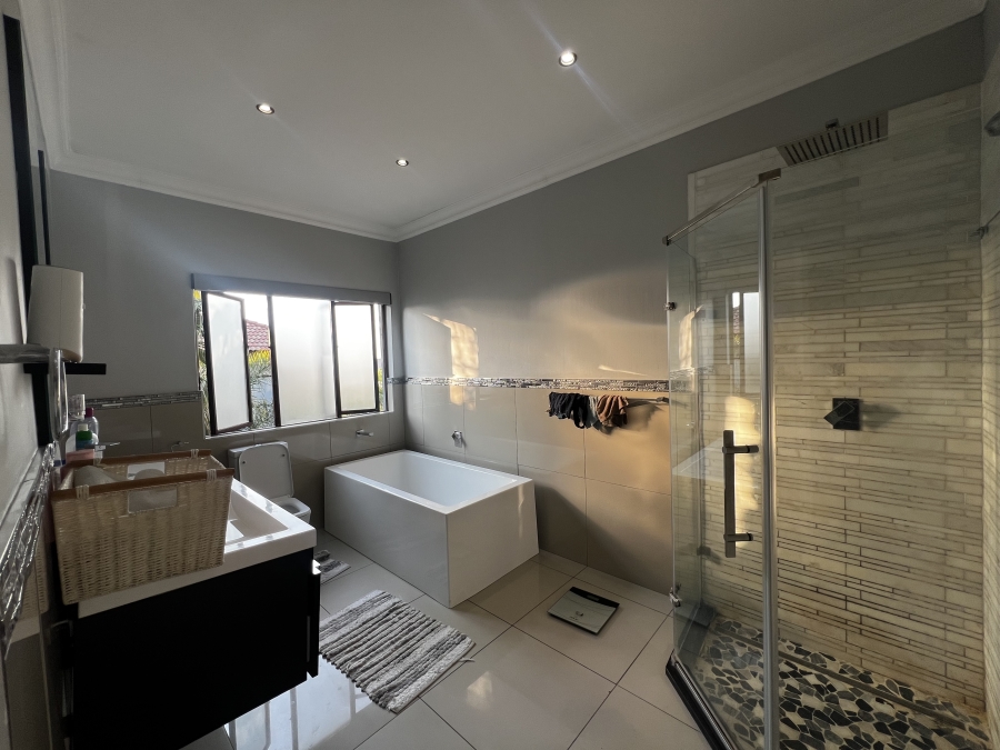 To Let 3 Bedroom Property for Rent in Noordwyk Gauteng