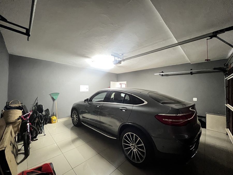 To Let 3 Bedroom Property for Rent in Noordwyk Gauteng