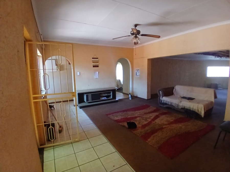 3 Bedroom Property for Sale in Carletonville Central Gauteng
