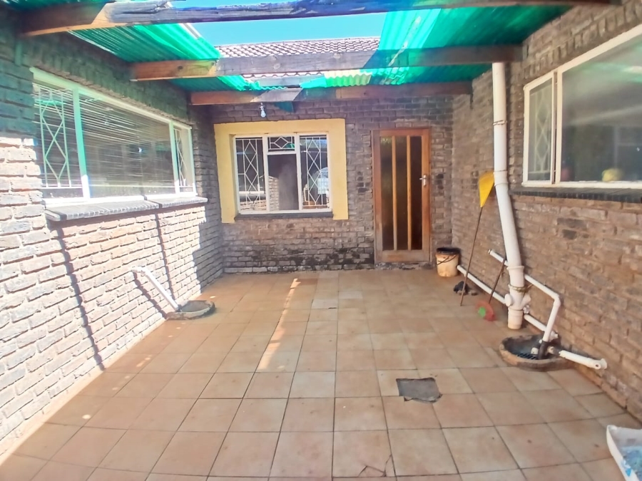 3 Bedroom Property for Sale in Carletonville Central Gauteng