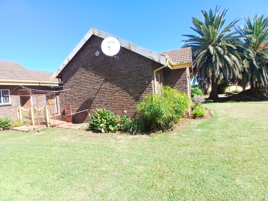 3 Bedroom Property for Sale in Carletonville Central Gauteng