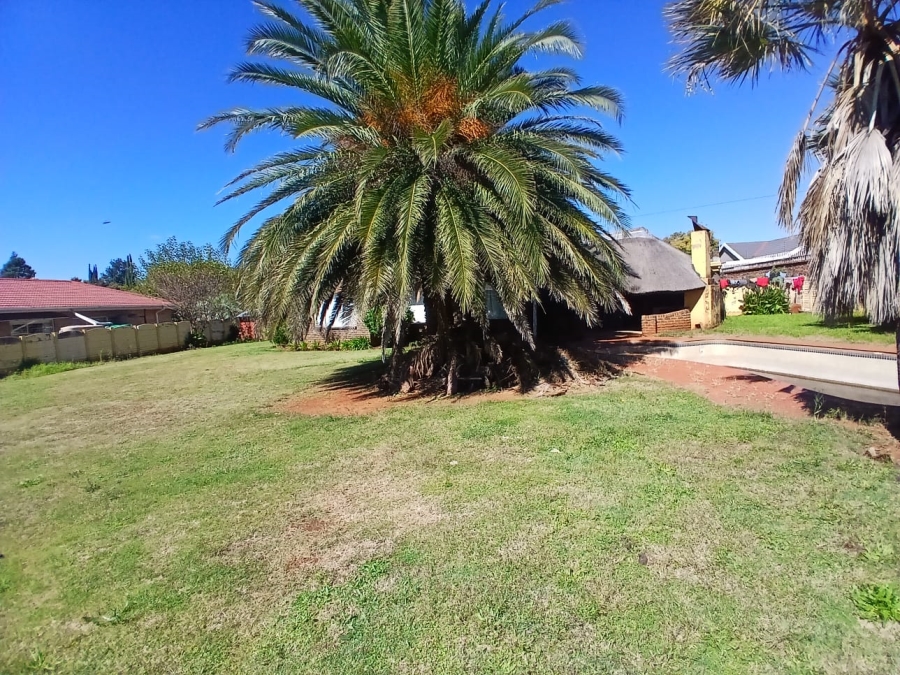 3 Bedroom Property for Sale in Carletonville Central Gauteng