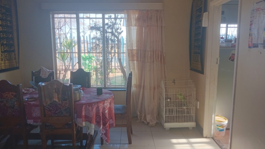 3 Bedroom Property for Sale in Finsbury Gauteng