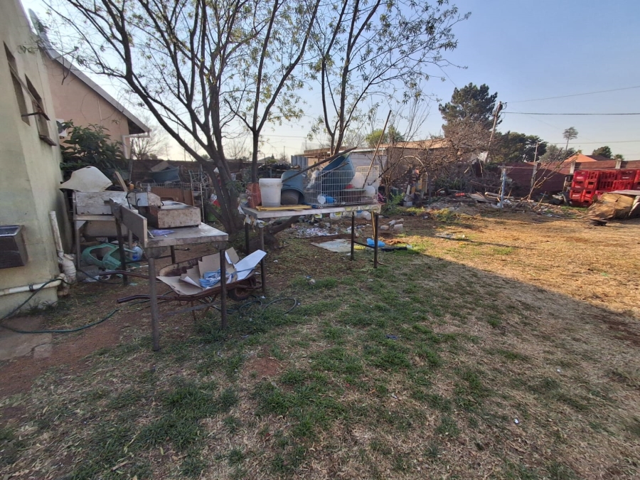 3 Bedroom Property for Sale in Finsbury Gauteng