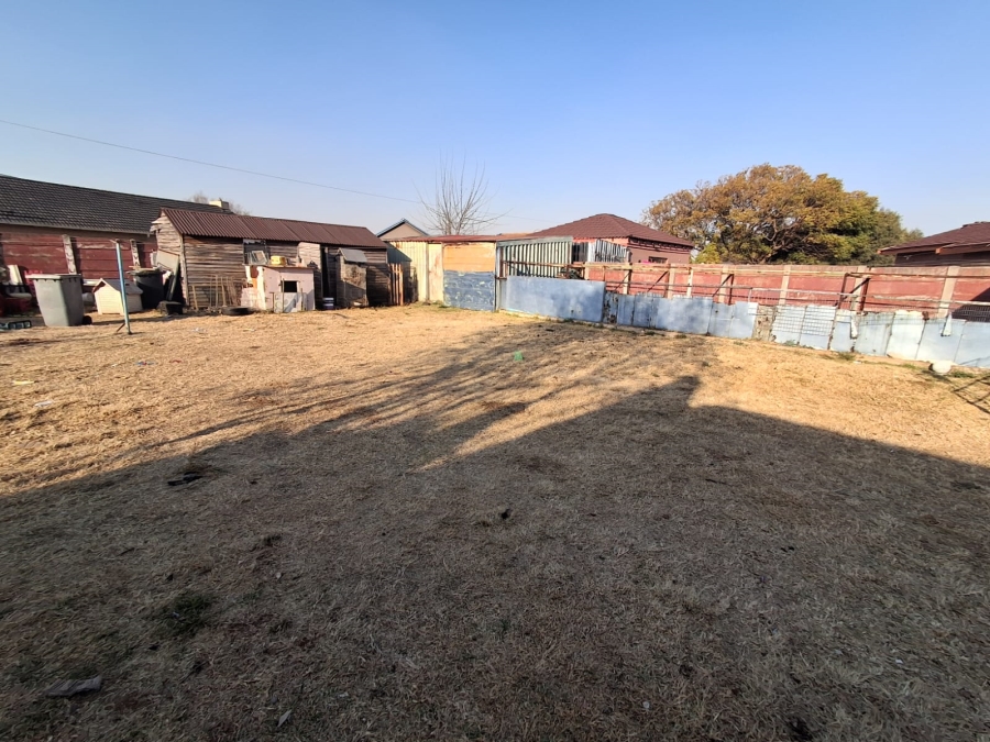 3 Bedroom Property for Sale in Finsbury Gauteng