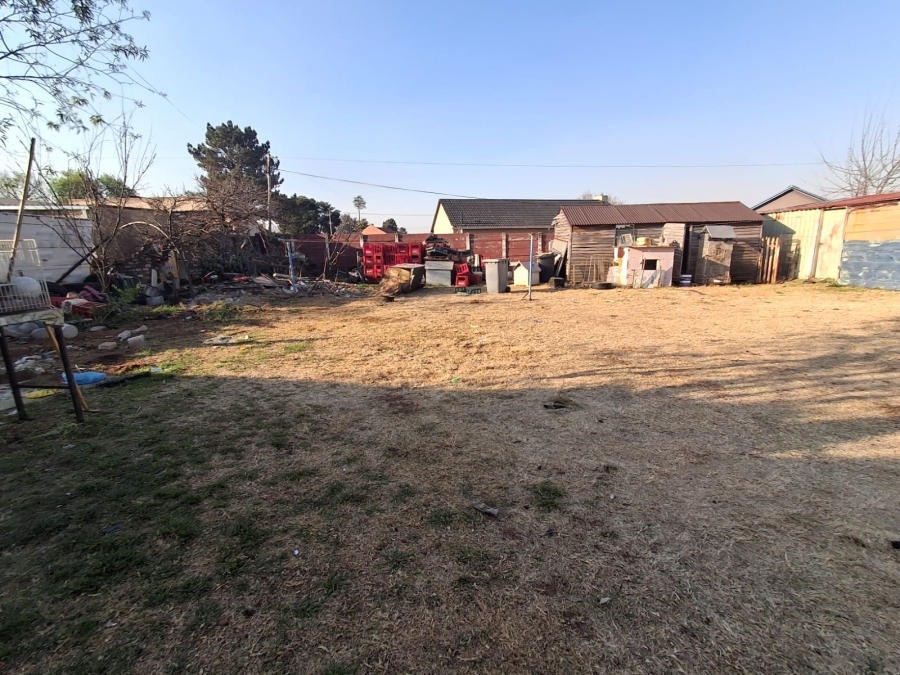 3 Bedroom Property for Sale in Finsbury Gauteng