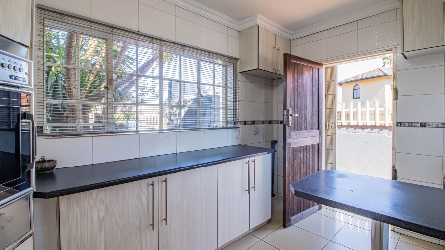4 Bedroom Property for Sale in Lenasia South Gauteng