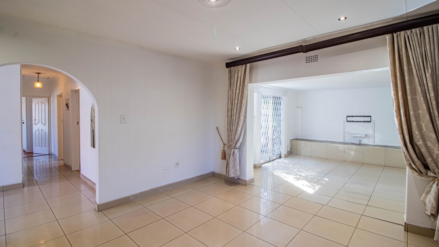 4 Bedroom Property for Sale in Lenasia South Gauteng