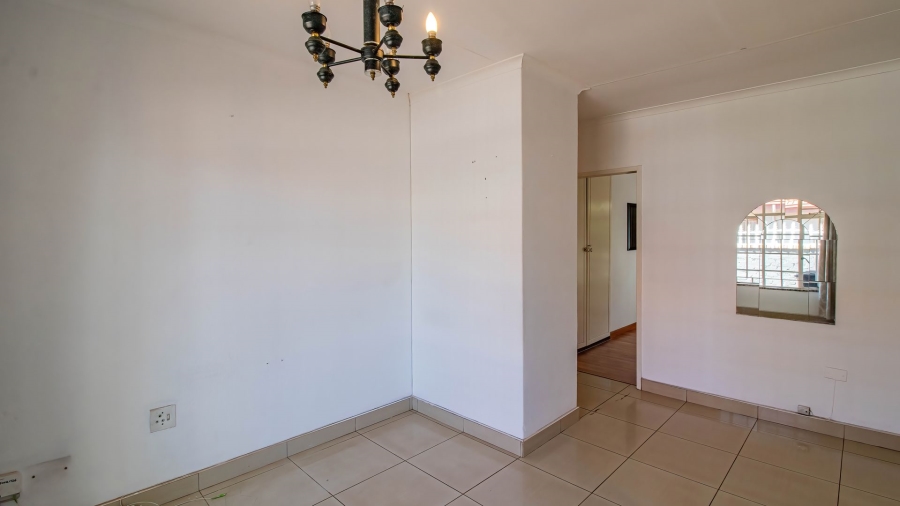 4 Bedroom Property for Sale in Lenasia South Gauteng