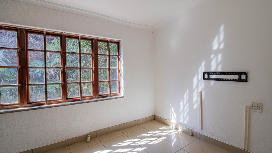 4 Bedroom Property for Sale in Lenasia South Gauteng
