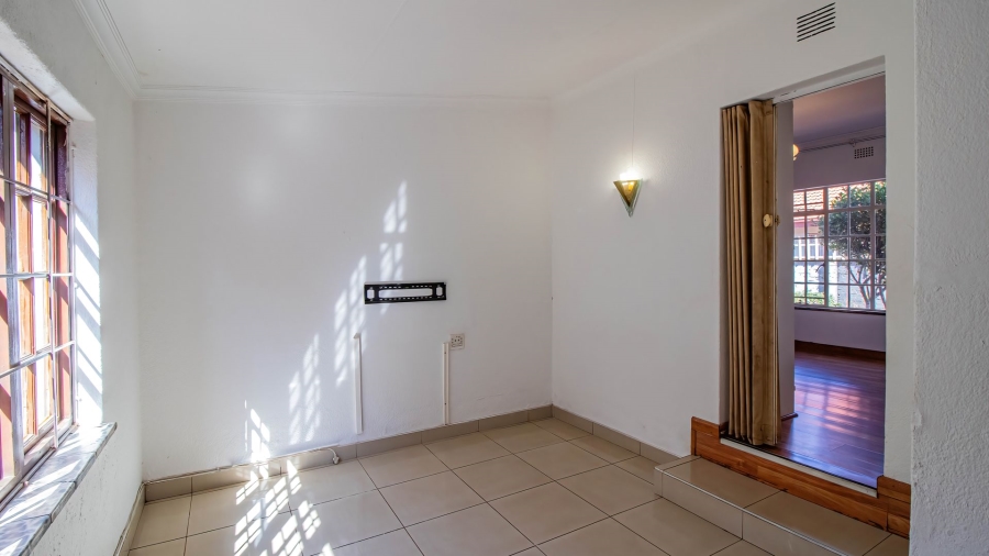 4 Bedroom Property for Sale in Lenasia South Gauteng