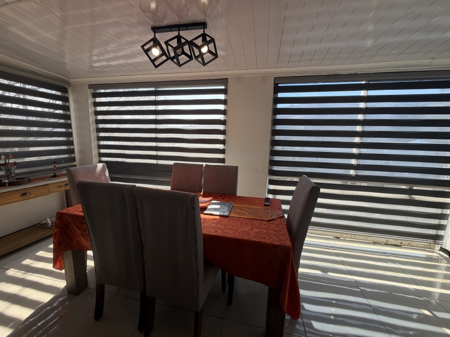 3 Bedroom Property for Sale in Bassonia Gauteng