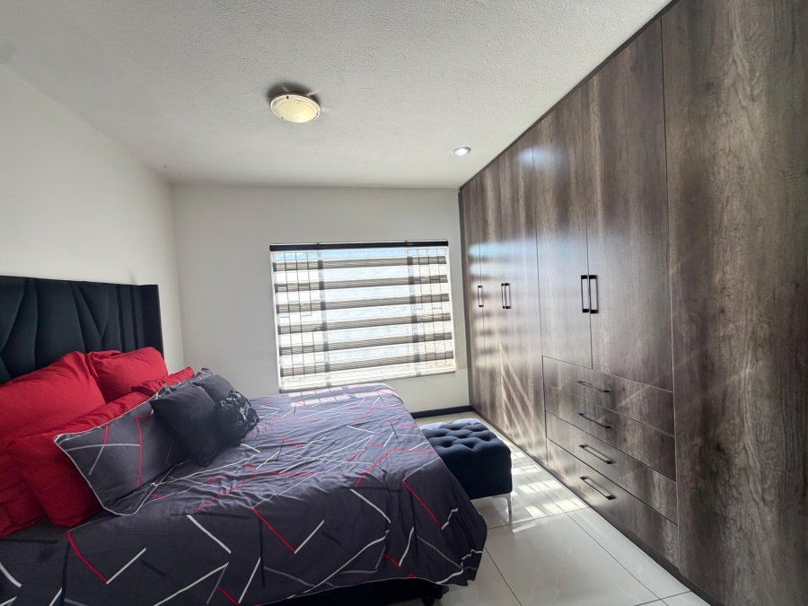 3 Bedroom Property for Sale in Bassonia Gauteng
