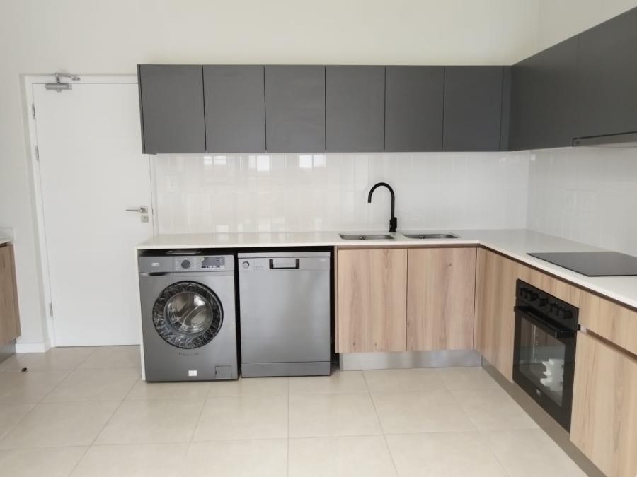 To Let 2 Bedroom Property for Rent in Mulbarton Gauteng