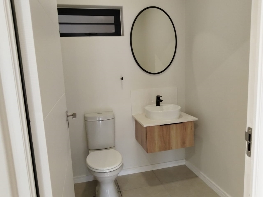 To Let 2 Bedroom Property for Rent in Mulbarton Gauteng