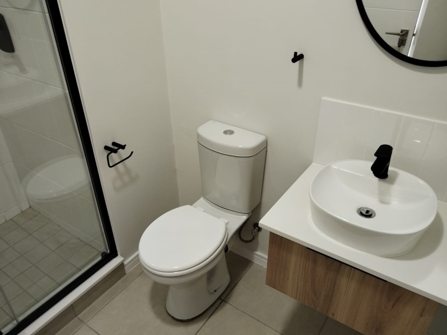 To Let 2 Bedroom Property for Rent in Mulbarton Gauteng