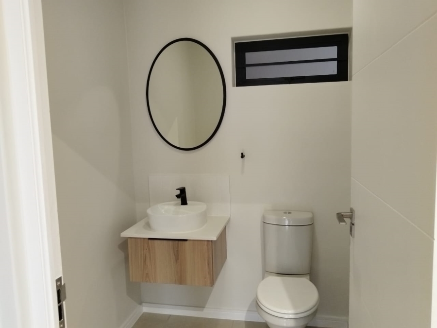 To Let 2 Bedroom Property for Rent in Mulbarton Gauteng