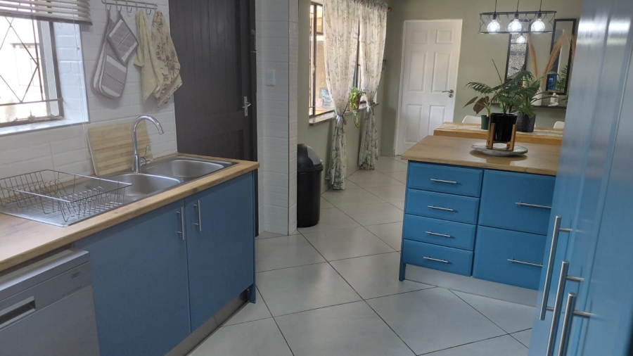 4 Bedroom Property for Sale in Greenhills Gauteng
