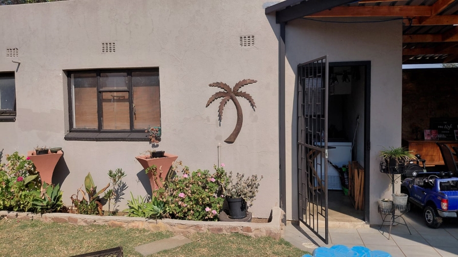 4 Bedroom Property for Sale in Greenhills Gauteng