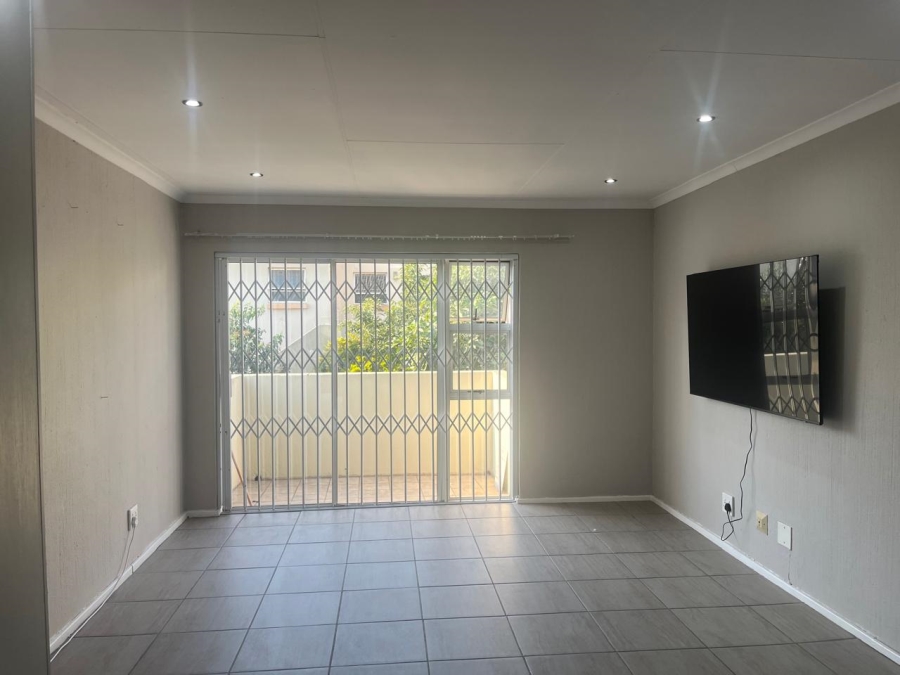 2 Bedroom Property for Sale in Vorna Valley Gauteng