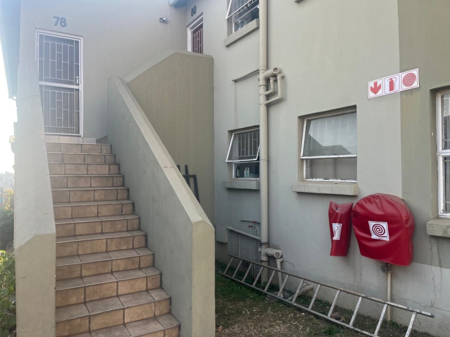 2 Bedroom Property for Sale in Vorna Valley Gauteng