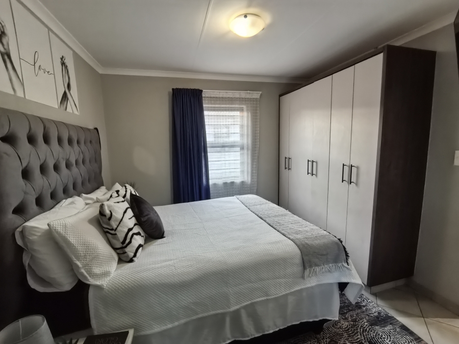 3 Bedroom Property for Sale in Lotus Gardens Gauteng