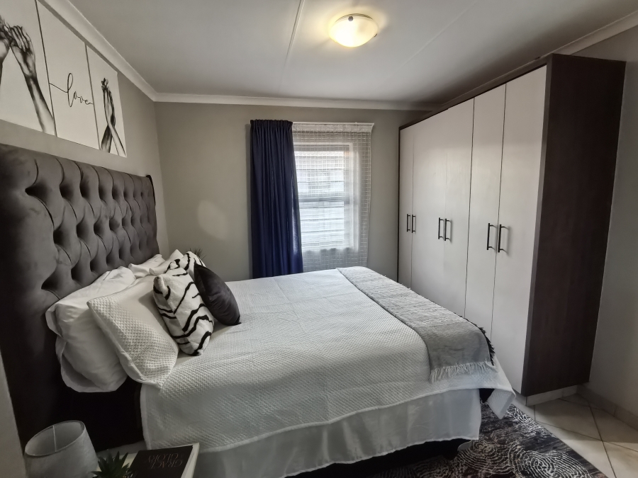 3 Bedroom Property for Sale in Lotus Gardens Gauteng
